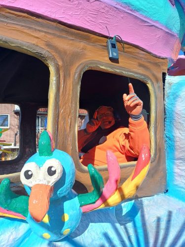 Check mensen, we zijn er klaar voor - C.V. de Hoalthakkers